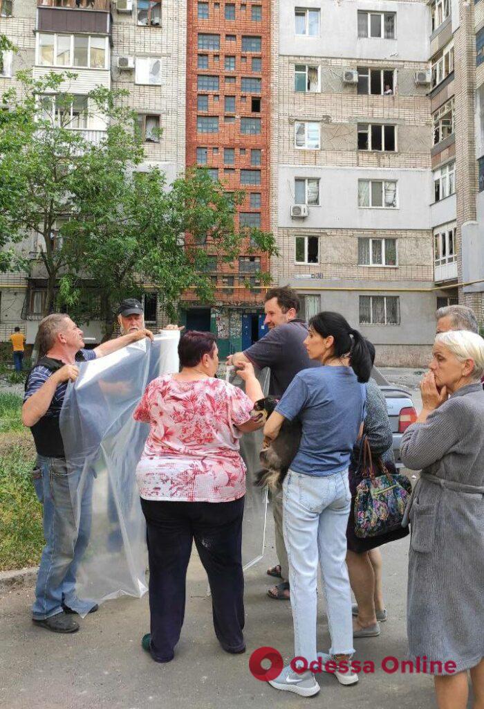 Очередной обстрел Николаева: двое человек погибли, еще 2 получили ранения (фото)