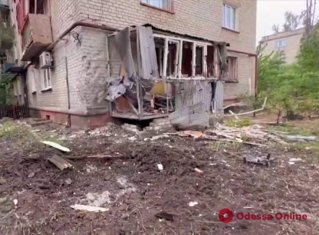 Гайдай: оккупанты мощно обстреляли Лисичанск, возле Сиротино сдержан штурм
