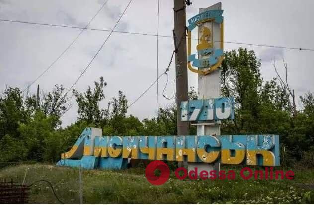 Гайдай: в Лисичанске, Волчеяровке, Лоскутовке и Верхнекаменке россияне не перестают разрушать жилье и промышленные объекты