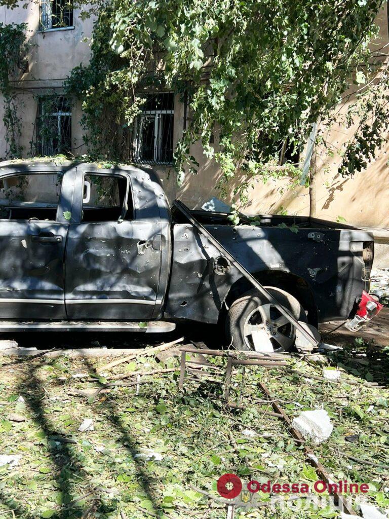Ранковий обстріл Миколаєва: пошкоджені будинки, лікарня та школа