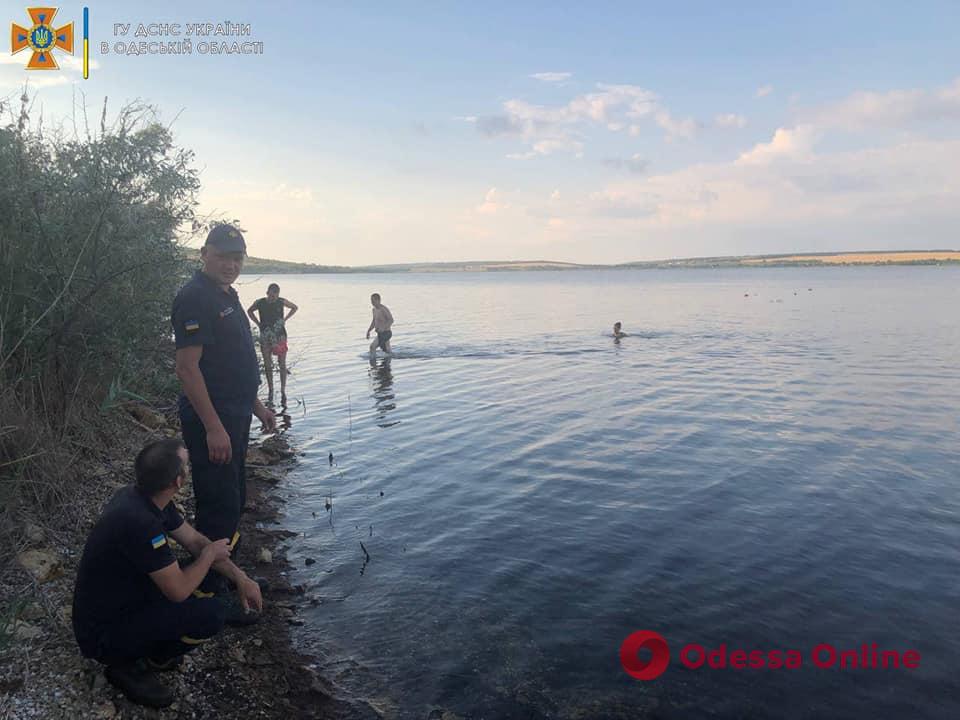 В Одесской области едва не утонул подросток при попытке переплыть лиман
