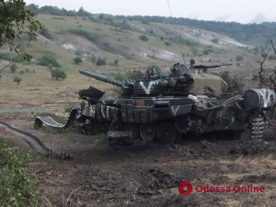 Миколаївські десантники знищили 5 танків і взяли в полон окупантів
