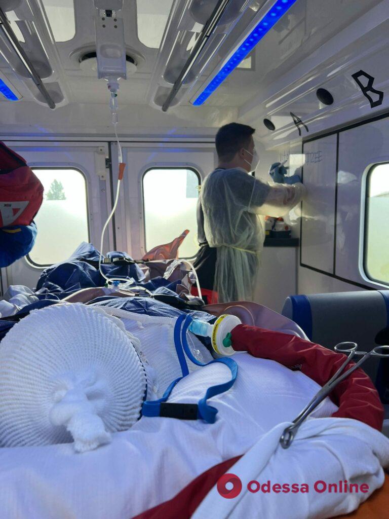 Двох дітей, які постраждали під час ракетного обстрілу Сергіївки, відправлять на лікування за кордон