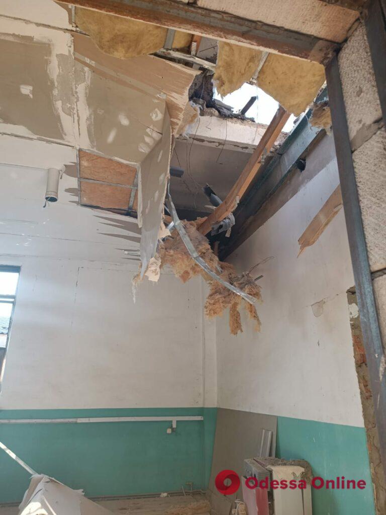 Оккупанты обстреляли базу отдыха в Сумской области, есть пострадавшая (фото)