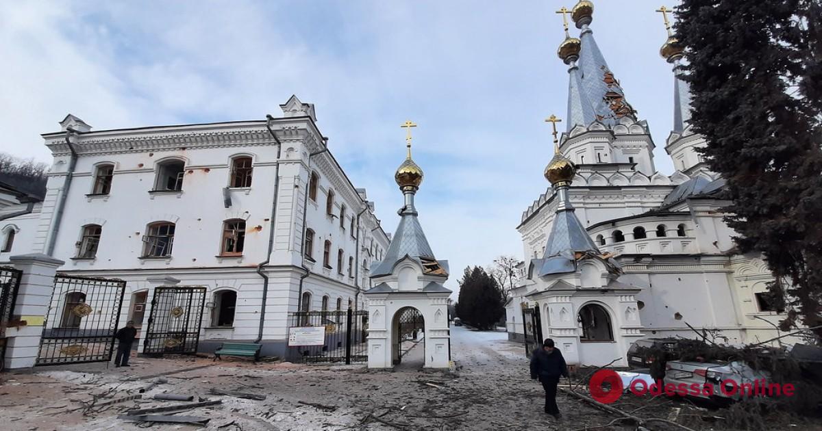 Україна працює над гумкоридором зі Святогірської Лаври