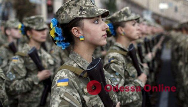 На передовій несуть службу понад п’ять тисяч українських жінок