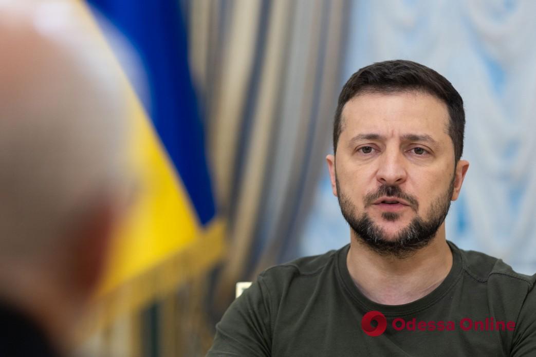 Зеленский прокомментировал ракетный удар по Одесскому порту