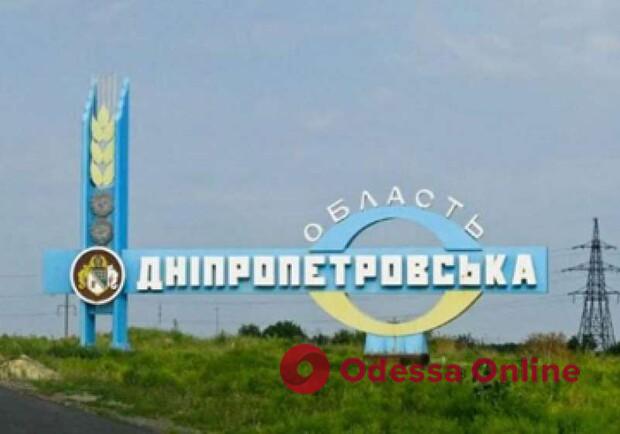 Днепропетровская область: оккупанты ударили по элеватору и школьному двору