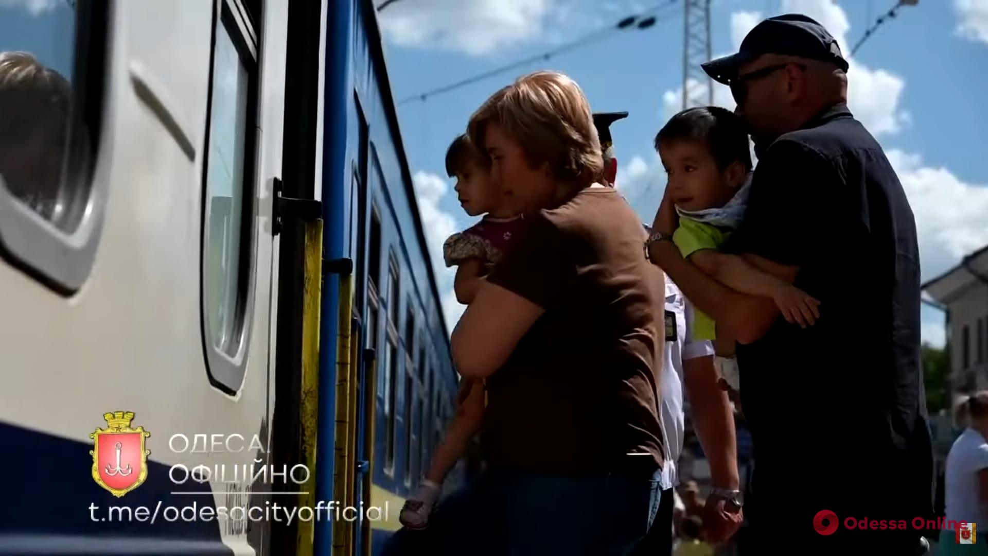 Из одесского дома ребенка в Литву эвакуировали еще 30 детей