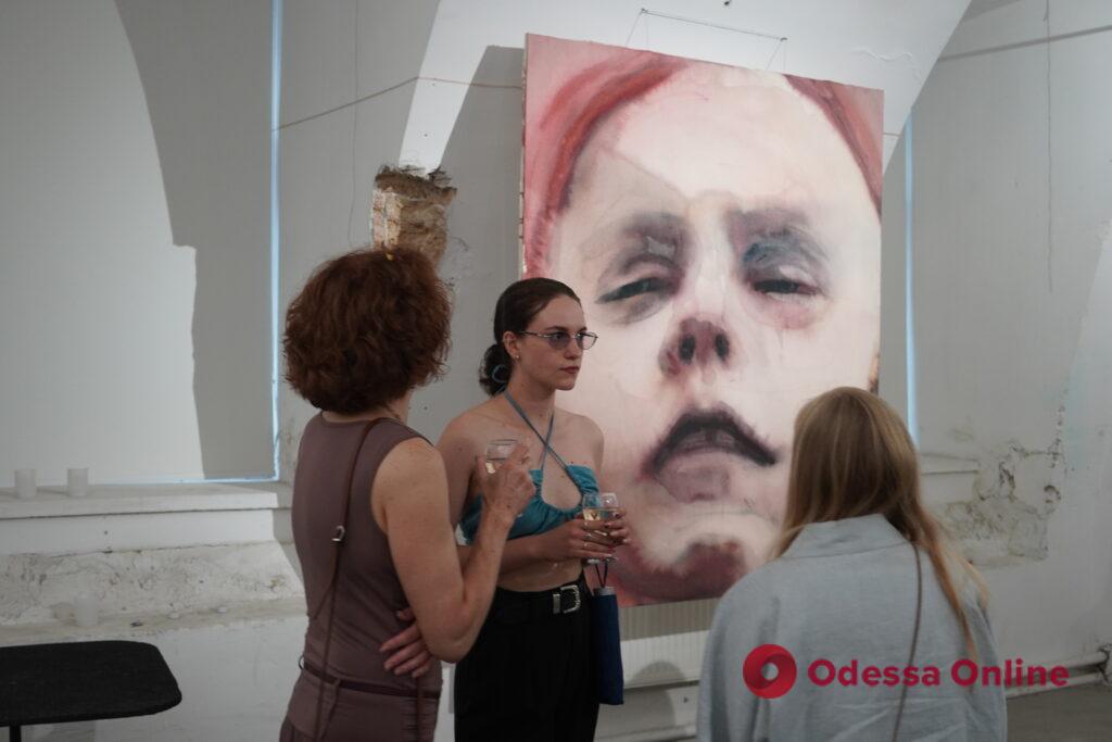 В Одессе открылась первая выставка с начала полномасштабной войны
