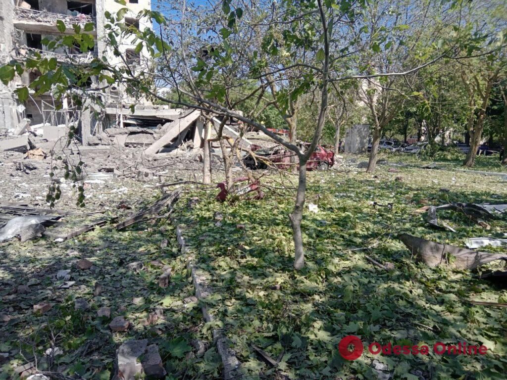 Последствия ракетного удара по Белгород-Днестровскому району (фото, видео)