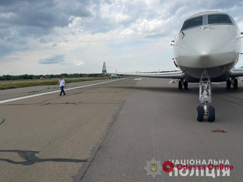 Вертолет и самолет, принадлежащий семье Медведчука, передали для нужд ВСУ