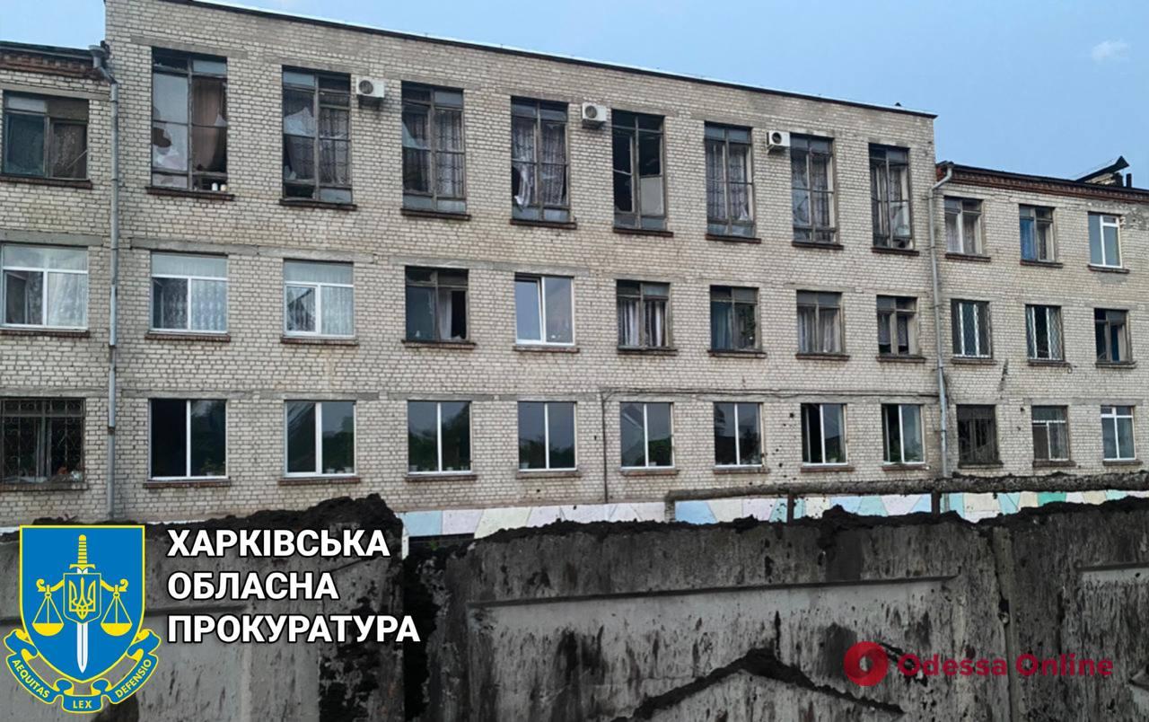 Оккупанты нанесли ракетные удары по учебному заведению и частному дому в Харькове — есть пострадавший