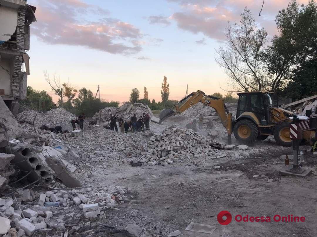 Окупанти зруйнували обстрілами завод Zeus Ceramica у Слов’янську