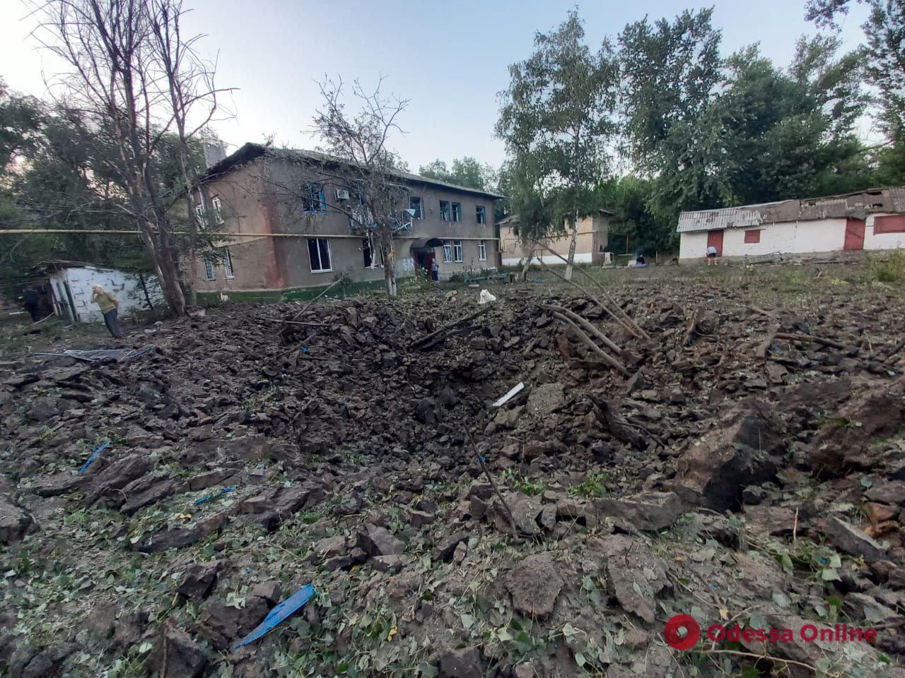 Враг бьет по учебным заведениям Донецкой области