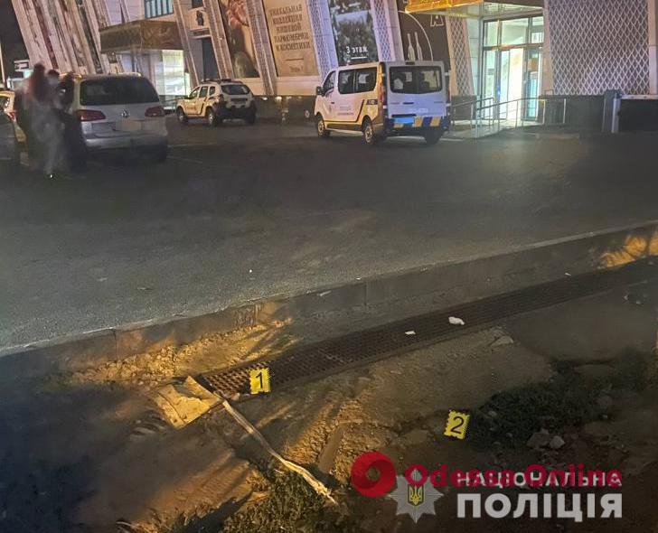 В Одессе нетрезвый ревнивец побил товарища: у пострадавшего переломом затылочной кости