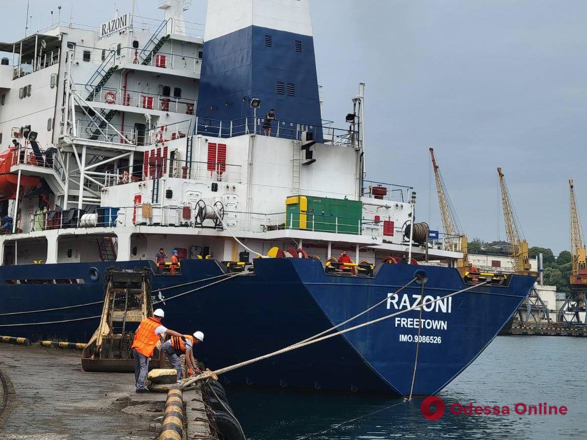 У Лівані відмовилися приймати українську кукурудзу, яку перевозить судно Razoni, через затримку доставки