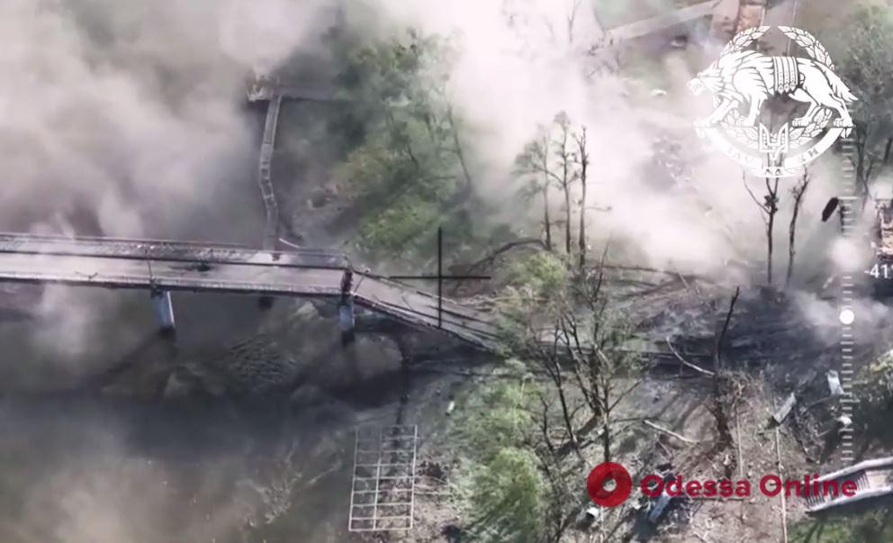 Сили спецоперацій оприлюднили відео знищення моста на окупованій території Донеччини