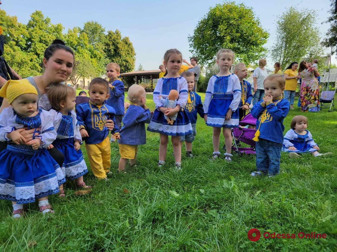 Для евакуйованих у Литву маленьких одеситів провели свято