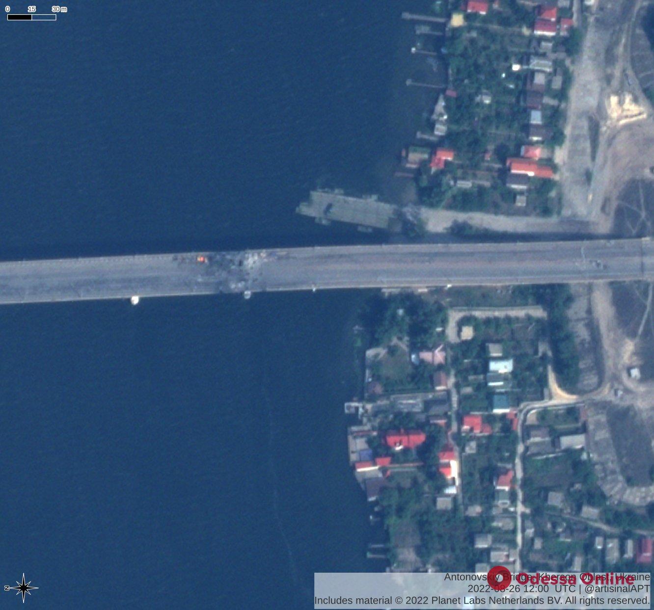 В сети появились спутниковые снимки Антоновского моста после очередных ударов