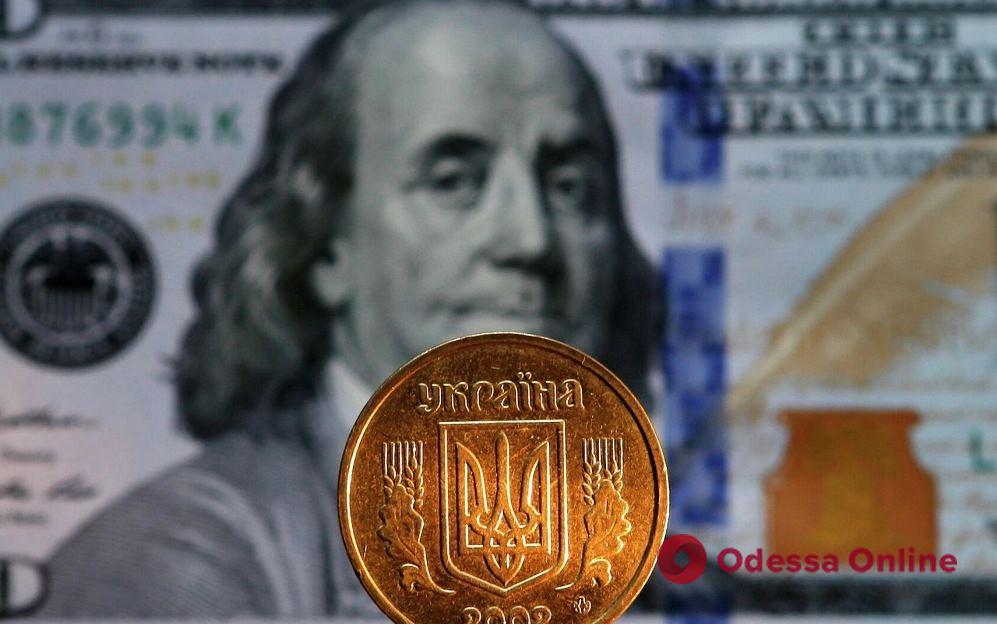 Украина отсрочила выплаты по внешнему долгу на  миллиардов