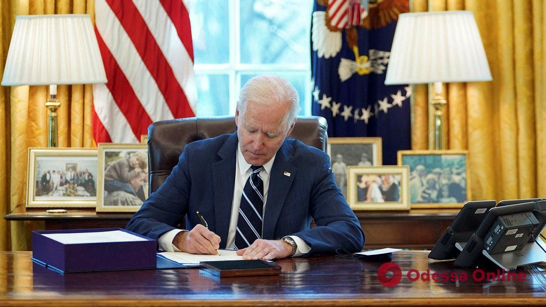 Джо Байден подписал меморандум о предоставлении Украине военной помощи на 0 миллионов
