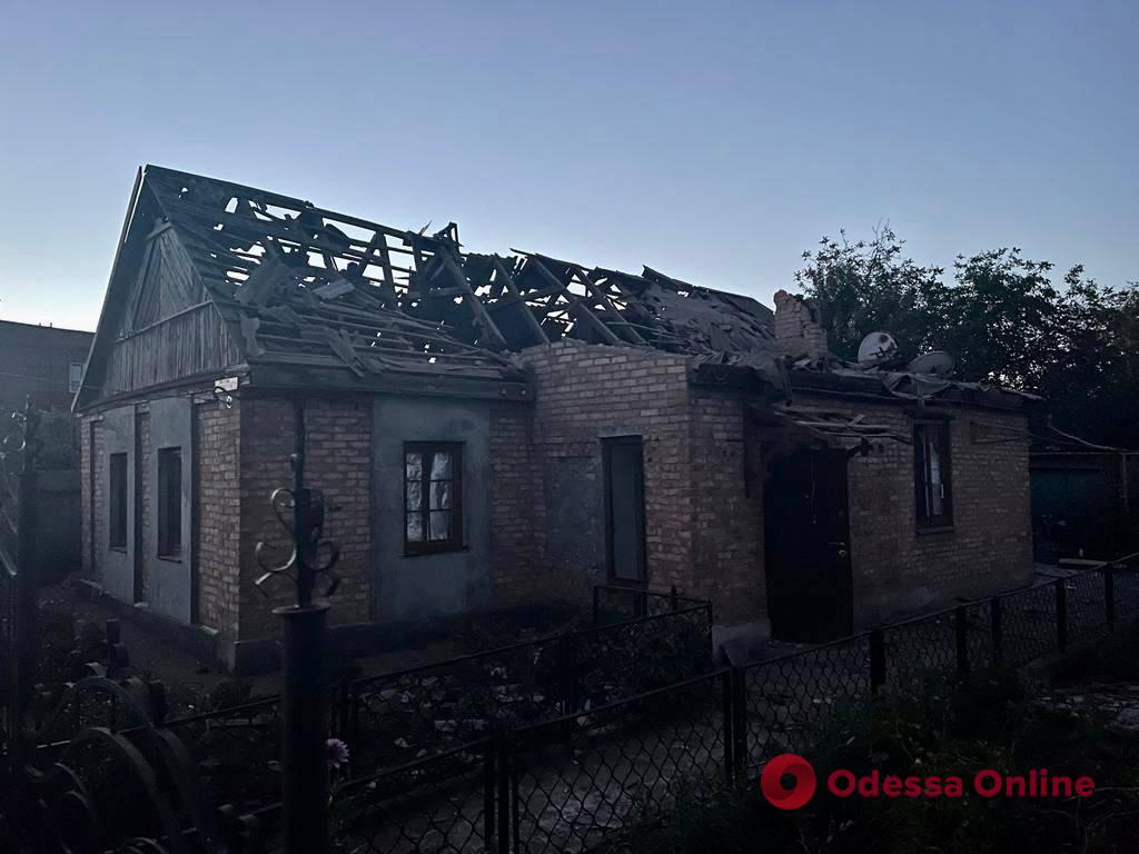 Ночью оккупанты обстреляли из «Градов», «Ураганов» и ствольной артиллерии два района Днепропетровской области – есть пострадавшие