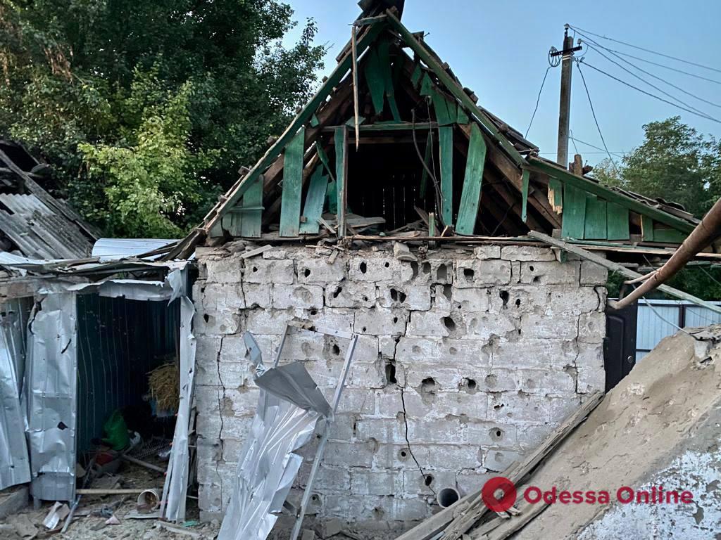 Вночі окупанти обстріляли з «Градів», «Ураганів» та ствольної артилерії два райони Дніпропетровщини – є постраждалі