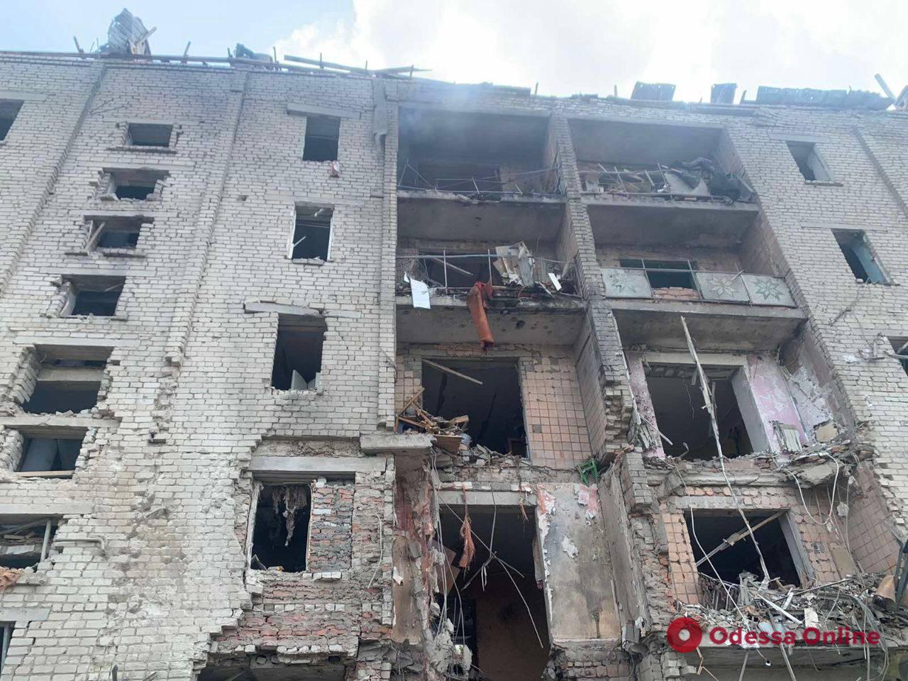 Ракетний удар по Вознесенську: дев’ятеро поранених, з них четверо — діти