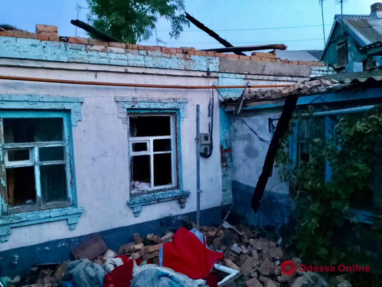 Днепропетровская область: ночью оккупанты снова обстреляли Никопольский и Криворожский районы