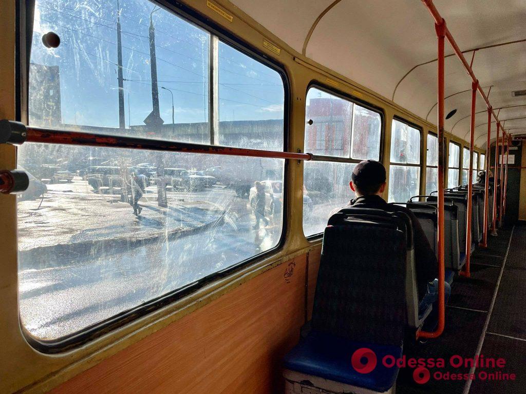 Одесса: из-за ДТП на Черноморского казачества не ходят трамваи