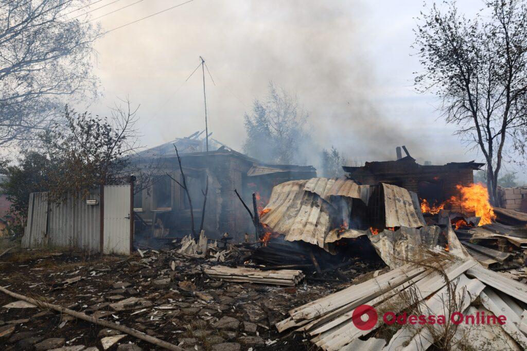 Окупанти протягом двох діб обстрілювали з артилерії село на Харківщині (фото, відео)