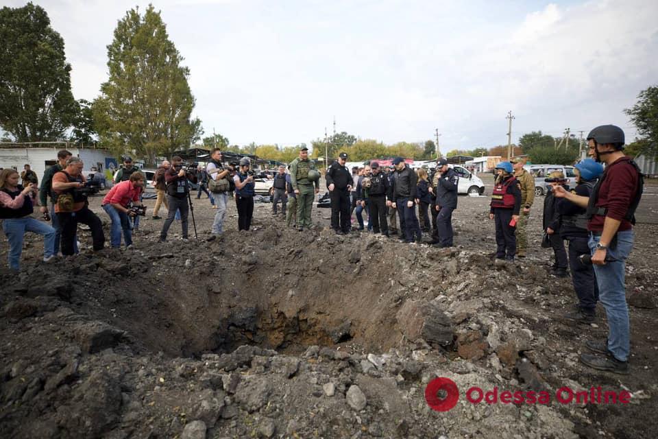 Ракетний удар по гуманітарній колоні в Запоріжжі: зросла кількість загиблих та поранених