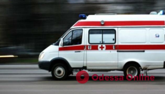 В Одессе столкнулись автокран и маршрутка – шесть пострадавших