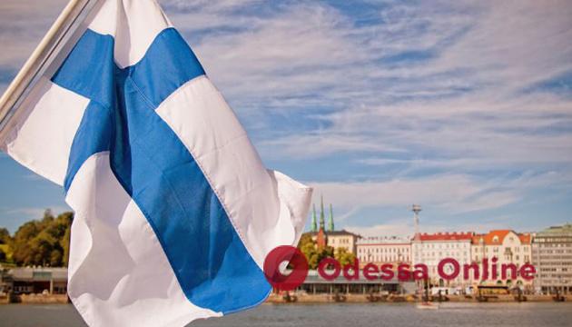Фінляндія закриває кордон для російських туристів