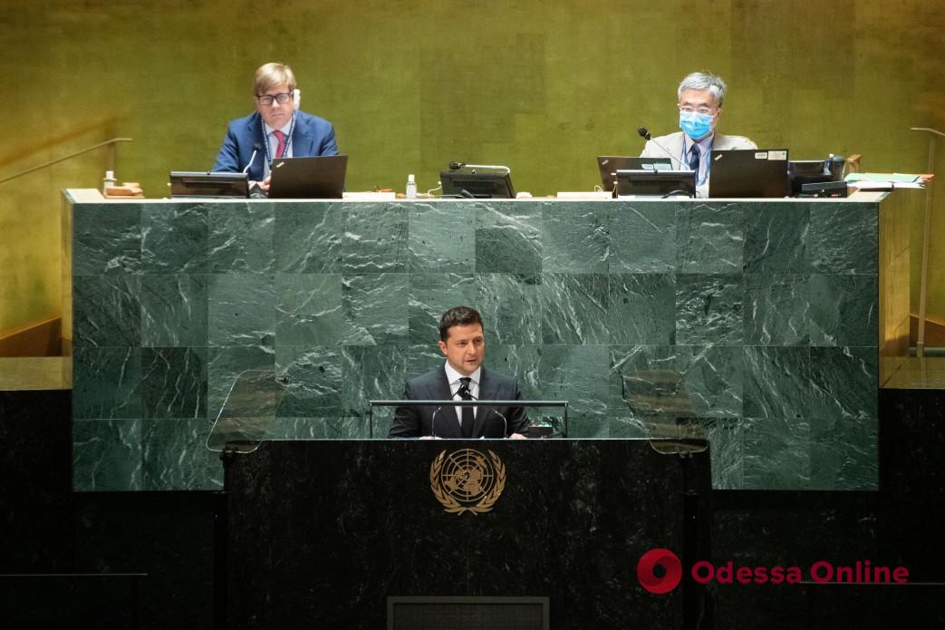 Зеленский обратится к Генассамблее ООН дистанционно: только 7 стран проголосовали против