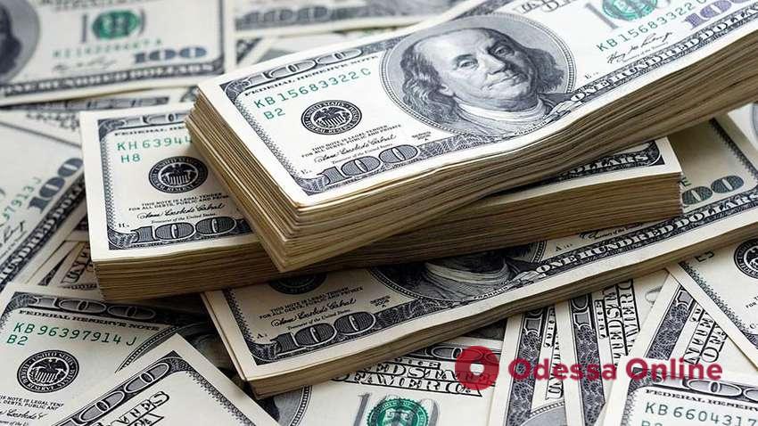 НБУ допоможе банкам з наявністю готівкової валюти в касах