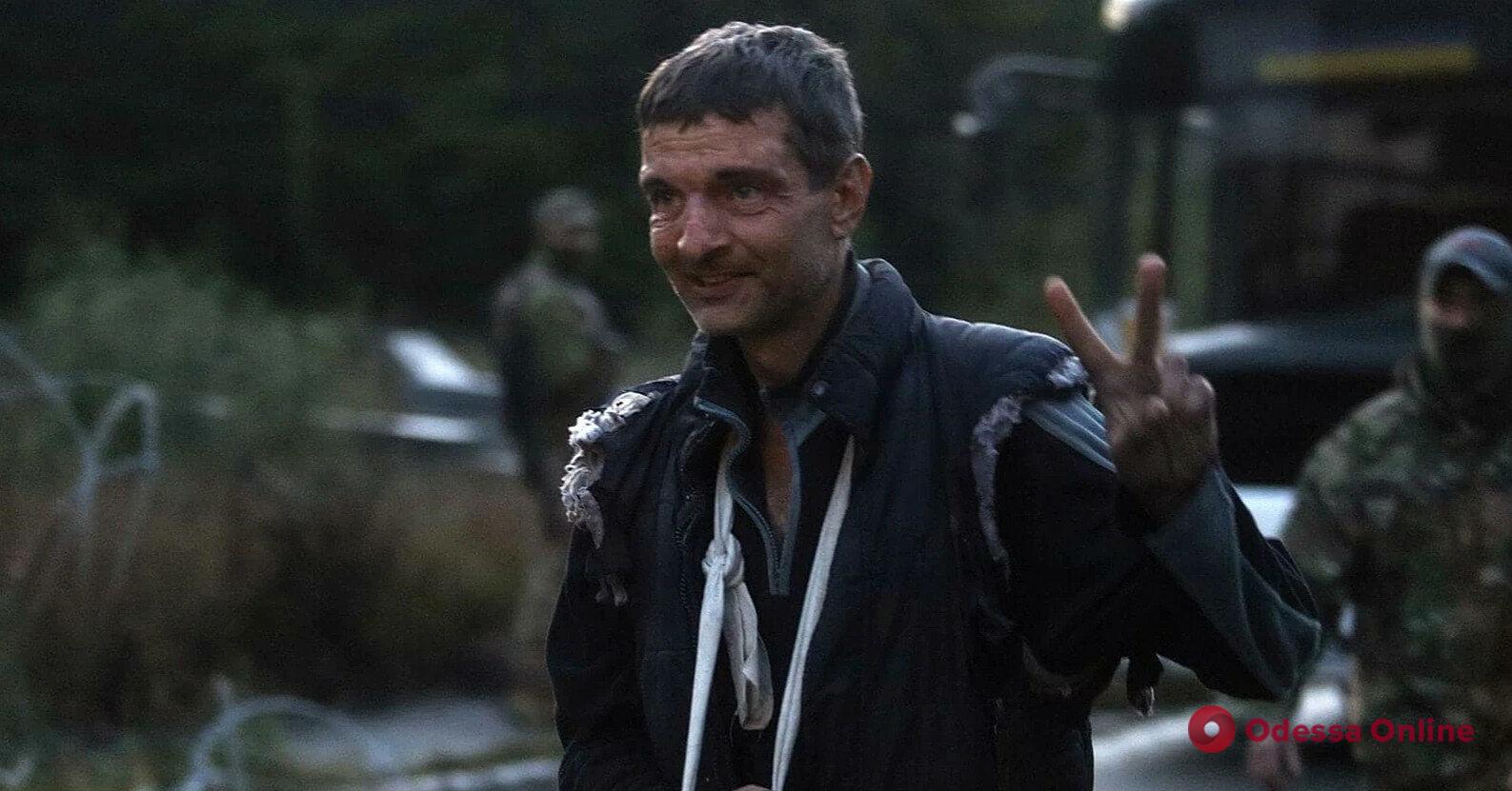 Почти все освобожденные из плена украинские военные находятся в состоянии крайней анорексии — «Азов»