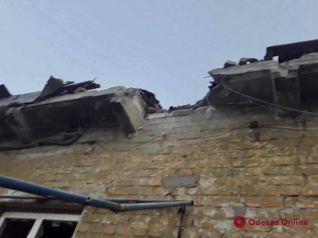 Днепропетровская область: рашисты обстреляли из тяжелой артиллерии Никопольский район