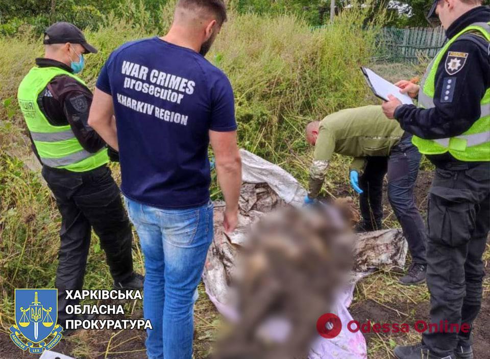 У звільненому від окупантів селі на Харківщині виявлено ще чотири тіла мирних мешканців зі слідами катувань