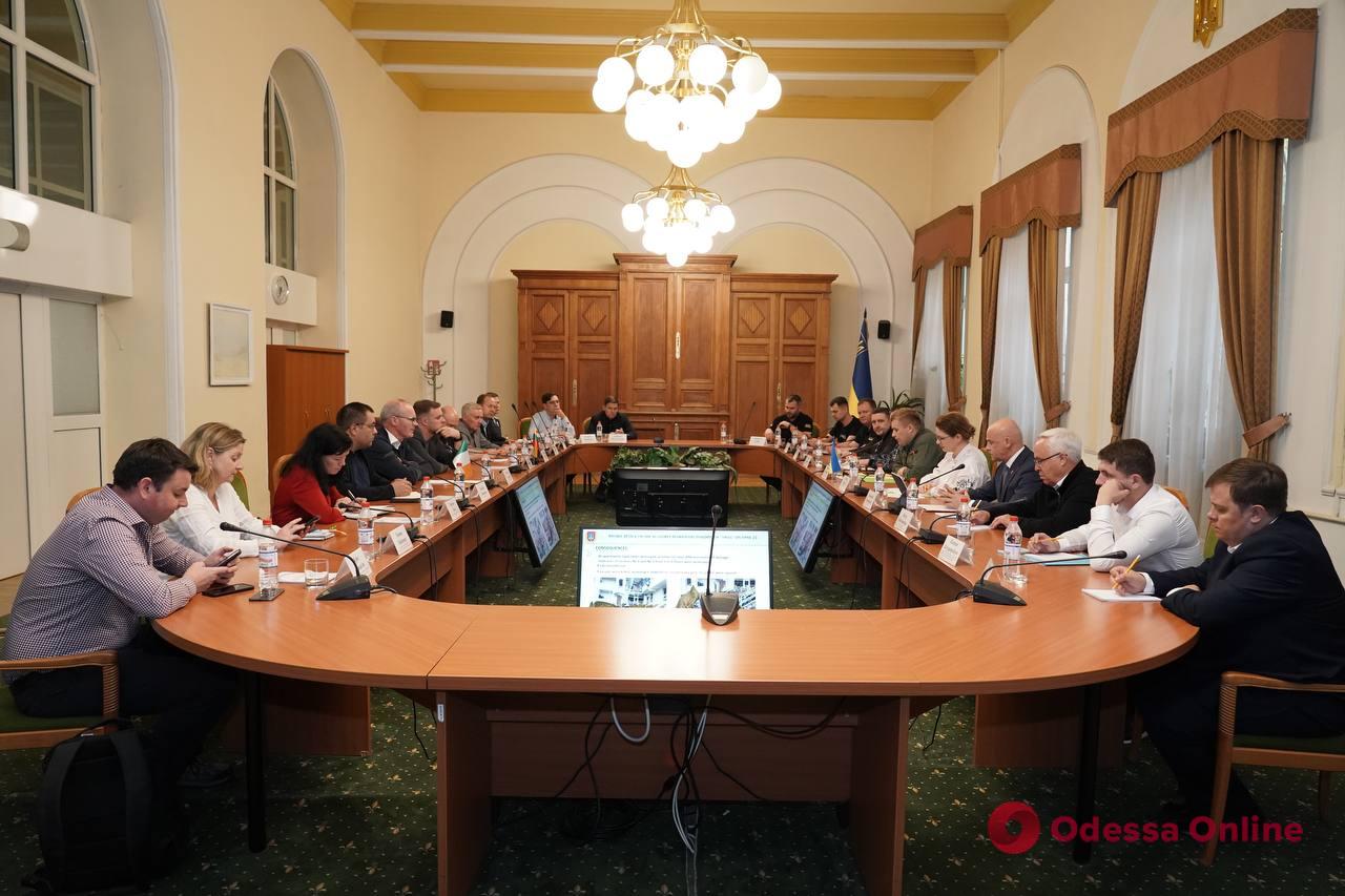 Мэр Одессы Геннадий Труханов встретился с Министрами иностранных дел Ирландии и Литвы