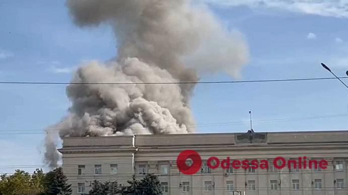 В Офисе президента прокомментировали взрывы в Луганске: есть две версии