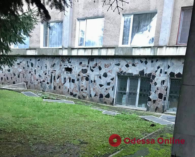 Обстріл Миколаєва: пошкоджено лікарню