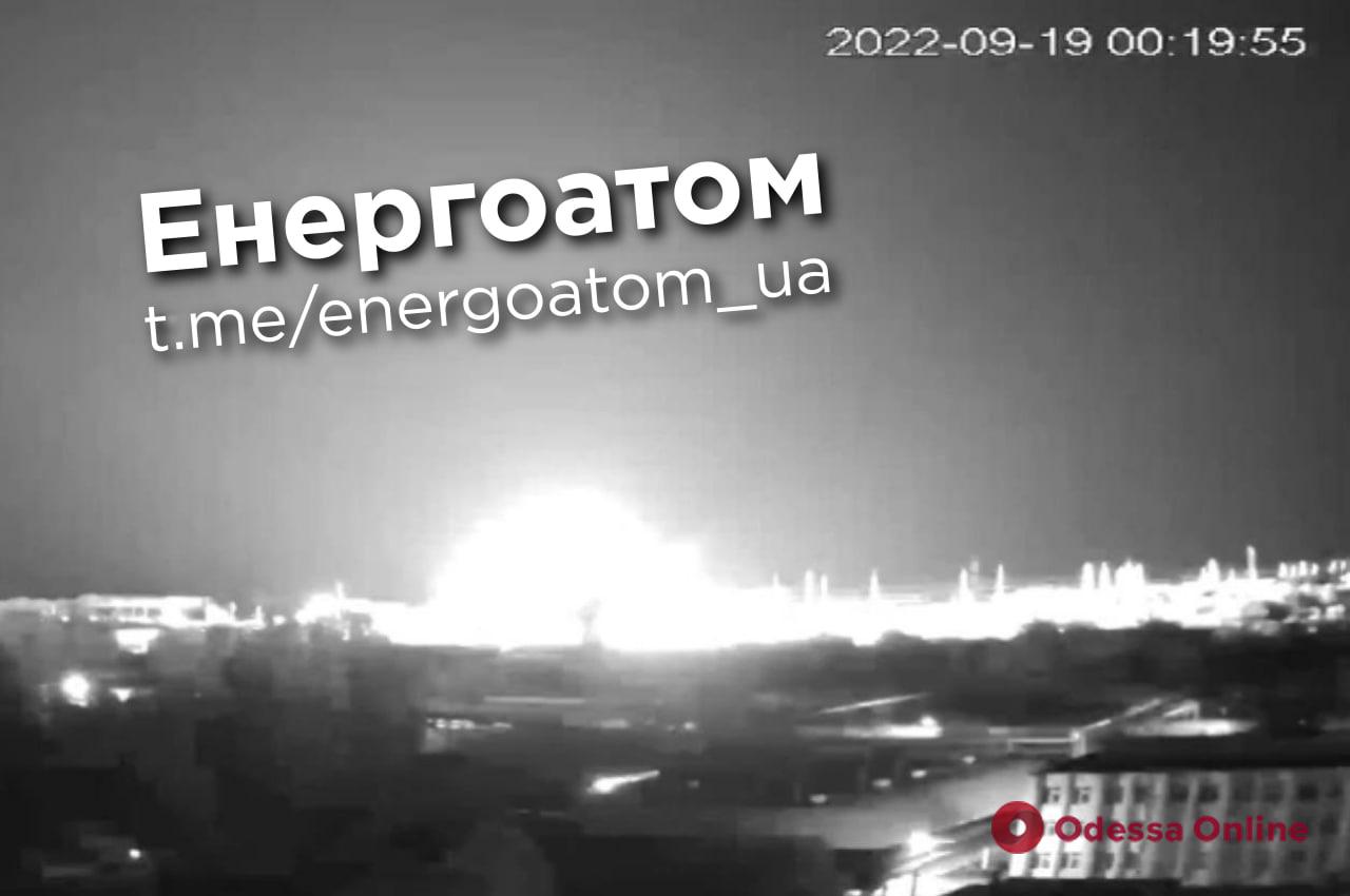 Рашисты обстреляли Южноукраинскую АЭС – ракета упала в 300 метрах от ядерных реакторов