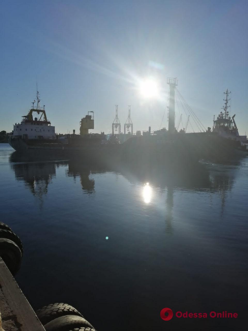 Из портов «Одесса» и «Южный» отправлены еще четыре судна с продовольствием