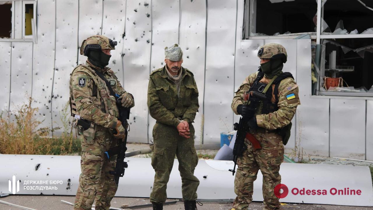 ГБР задержало военнослужащего рф, скрывавшегося на освобожденной территории Харьковской области (видео)