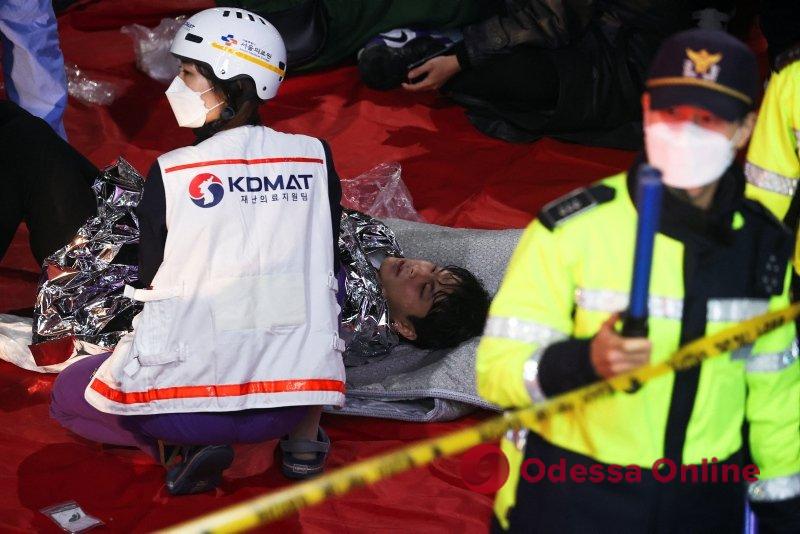 Трагедія у Південній Кореї: у Сеулі внаслідок тисняви загинули щонайменше 120 людей (оновлено)