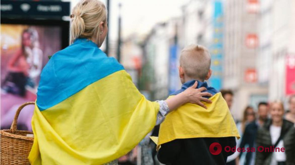Евросоюз продлил действие директивы о защите украинских беженцев – до марта 2024 года