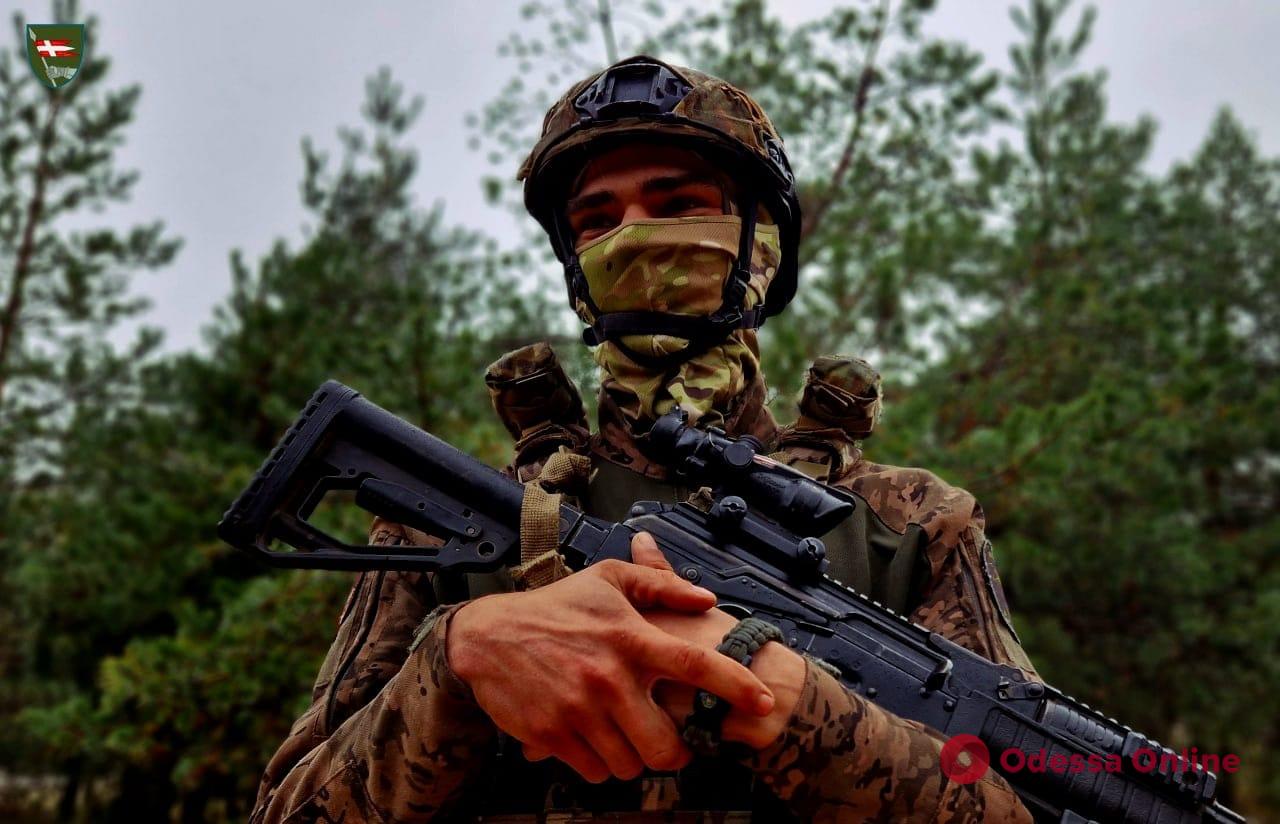 Українські захисники відбили атаки ворога в районі десяти населених пунктів Луганщини на Донеччині