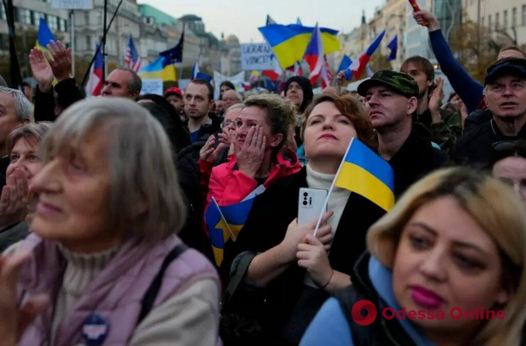 В Праге прошла массовая акция в поддержку Украины (фото)